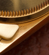 Afbeelding in Gallery-weergave laden, Rolex Oyster Perpetual Date 15238 + Box & Papers (2005)