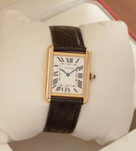 Afbeelding in Gallery-weergave laden, Cartier Tank Solo 'Small' 2743 + Box & Papers (2014)