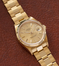Afbeelding in Gallery-weergave laden, Rolex Oyster Perpetual Date 15238 + Box & Papers (2005)