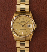 Afbeelding in Gallery-weergave laden, Rolex Oyster Perpetual Date 15238 + Box & Papers (2005)