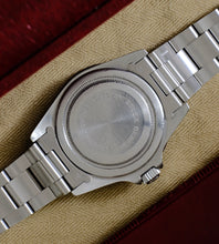 Afbeelding in Gallery-weergave laden, Tudor Submariner 79090 + Box (1989)