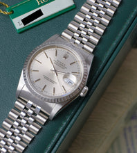 Afbeelding in Gallery-weergave laden, Rolex Datejust 16220 'Silver' 1989 (B+P) 'Like new/NOS'