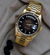 Afbeelding in Gallery-weergave laden, Rolex Day-Date 18038 'Brown Vignette' 1979'