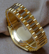 Afbeelding in Gallery-weergave laden, Rolex Day-Date 18038 'Brown Vignette' 1979'