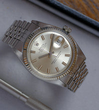 Afbeelding in Gallery-weergave laden, Rolex Datejust 1601 (Wide-Boy / No-Lume) 1970