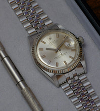 Afbeelding in Gallery-weergave laden, Rolex Datejust 1601 (Wide-Boy / No-Lume) 1970