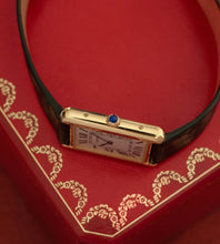 Afbeelding in Gallery-weergave laden, Cartier Tank Solo 'Large' 2742 / Full-Set / 2010 / Wempe Battery