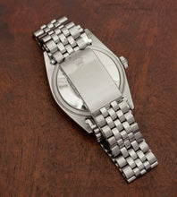 Afbeelding in Gallery-weergave laden, Rolex Datejust 1600 'Blue Pie-Pan Dial' (1966)