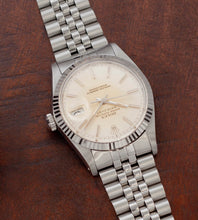 Afbeelding in Gallery-weergave laden, Rolex Datejust 16014 'Silver Patina Dial' (1984)