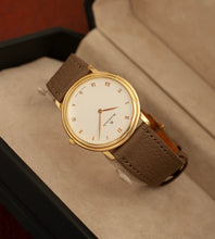 Afbeelding in Gallery-weergave laden, Blancpain Villeret Ultra-Slim 18K - Ref. 0021-1418-55 - Full Set (Ca. 2001)