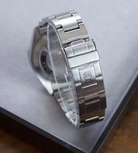 Afbeelding in Gallery-weergave laden, Rolex Sea-Dweller 16600 (1989)