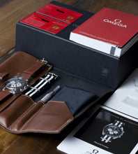 Afbeelding in Gallery-weergave laden, Omega Speedmaster Professional Speedy Tuesday Tribute To Alaska III