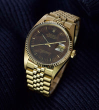 Afbeelding in Gallery-weergave laden, Rolex Datejust 16018 'Wood Dial' (1985)