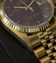 Afbeelding in Gallery-weergave laden, Rolex Datejust 16018 'Wood Dial' (1985)