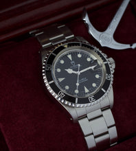 Afbeelding in Gallery-weergave laden, Tudor Submariner 79090 + Box (1993)