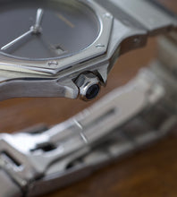 Afbeelding in Gallery-weergave laden, Cartier Santos Octagon 2965 Grey Ghost Dial