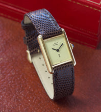 Afbeelding in Gallery-weergave laden, Must de Cartier Tank 'Ivory Lemon Dial' + Box (small size)