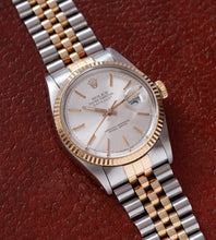 Afbeelding in Gallery-weergave laden, Rolex Datejust 16013 'Silver Chapter-Ring Dial' (1986)