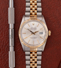 Afbeelding in Gallery-weergave laden, Rolex Datejust 16013 'Silver Chapter-Ring Dial' (1986)