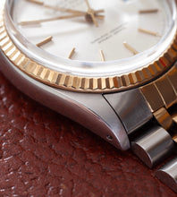 Afbeelding in Gallery-weergave laden, Rolex Datejust 16013 'Silver Chapter-Ring Dial' (1986)