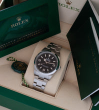 Afbeelding in Gallery-weergave laden, Rolex Explorer 124270 (Full-Set / NL delivered 2023)