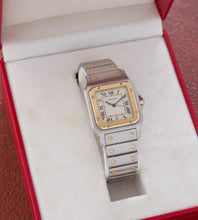 Afbeelding in Gallery-weergave laden, Cartier Santos Galbée 187901 + Box