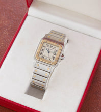 Afbeelding in Gallery-weergave laden, Cartier Santos Galbée 187901 + Box