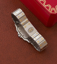 Afbeelding in Gallery-weergave laden, Cartier Santos Galbée 187901 + Box