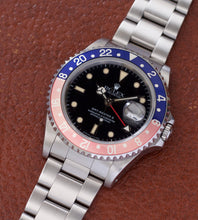 Afbeelding in Gallery-weergave laden, Rolex GMT-Master II Pepsi + Coke Inlay 'Cream Patina' 1990