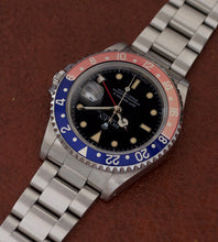 Afbeelding in Gallery-weergave laden, Rolex GMT-Master II Pepsi + Coke Inlay 'Cream Patina' 1990