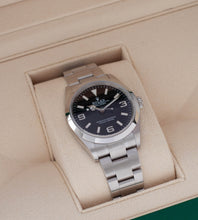 Afbeelding in Gallery-weergave laden, Rolex Explorer 124270 (Full-Set / NL delivered 2023)