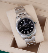 Afbeelding in Gallery-weergave laden, Rolex Explorer 124270 (Full-Set / NL delivered 2023)