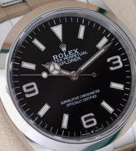 Afbeelding in Gallery-weergave laden, Rolex Explorer 124270 (Full-Set / NL delivered 2023)