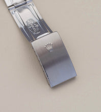 Afbeelding in Gallery-weergave laden, Rolex Datejust 16234 'Blue Applied Roman Dial' + Tag (1997/1998)