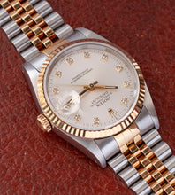 Afbeelding in Gallery-weergave laden, Rolex Datejust 16233 'Silver Diamond Dial' (1991)