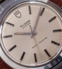 Afbeelding in Gallery-weergave laden, Tudor Oyster 9000/0 'Silver Dial' 1979