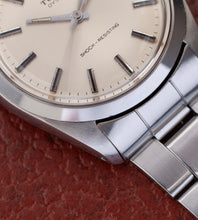 Afbeelding in Gallery-weergave laden, Tudor Oyster 9000/0 'Silver Dial' 1979