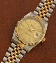 Afbeelding in Gallery-weergave laden, Rolex Datejust 16233 'Champagne Dial' (1992)