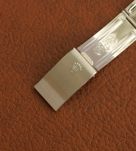 Afbeelding in Gallery-weergave laden, Rolex Datejust 16233 'Champagne Dial' (1992)