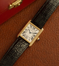Afbeelding in Gallery-weergave laden, Cartier Tank Solo 'Small' 2743 + Box & Papers (2014)
