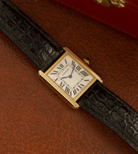 Afbeelding in Gallery-weergave laden, Cartier Tank Solo 'Small' 2743 + Box & Papers (2014)