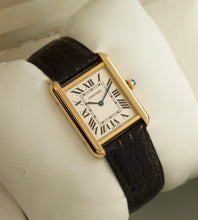 Afbeelding in Gallery-weergave laden, Cartier Tank Solo 'Small' 2743 + Box & Papers (2014)