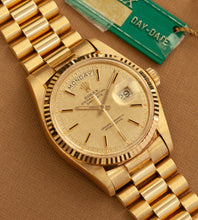 Afbeelding in Gallery-weergave laden, Rolex Day-Date 1803 'Linen dial' (1978)