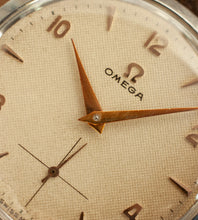 Afbeelding in Gallery-weergave laden, Omega 'CK 2750 / Cal. 266 Honeycomb dial' (1954)