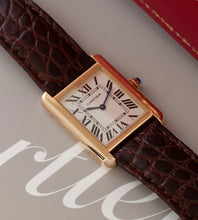 Afbeelding in Gallery-weergave laden, Cartier Tank Solo 'Small' 2743 + Box & Papers (2009)
