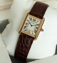 Afbeelding in Gallery-weergave laden, Cartier Tank Solo 'Small' 2743 + Box & Papers (2009)