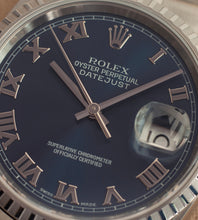 Afbeelding in Gallery-weergave laden, Rolex Datejust 16220 'Blue Applied Roman Dial' (2000/2001)