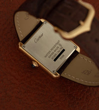 Afbeelding in Gallery-weergave laden, Cartier Tank Solo 'Small' 3168 + Box & Papers / Brown Strap (2014)