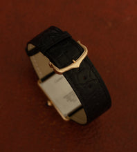 Afbeelding in Gallery-weergave laden, Cartier Tank Solo 'Large' 2742 + Box & Papers (2007)