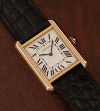 Afbeelding in Gallery-weergave laden, Cartier Tank Solo 'Small' 3168 Box & Papers / Black Strap (2014)